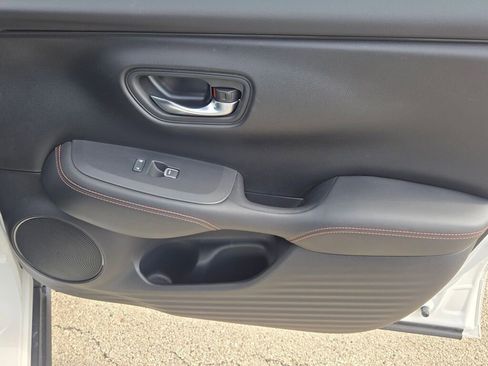 Used 2023 Honda HR-V Sport image 5