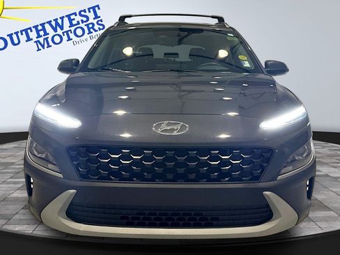 Used 2023 Hyundai Kona SEL AWD/4WD image 2