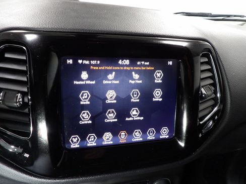 Used 2020 Jeep Compass Limited FWD image 15