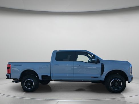 New 2026 Ford F250 Platinum w/ Tremor Off-Road Package image 35