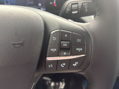 New 2025 Ford Maverick XLT w/ XLT Luxury Package FWD image 22