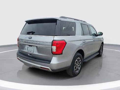 Certified 2024 Ford Expedition XLT AWD/4WD image 5