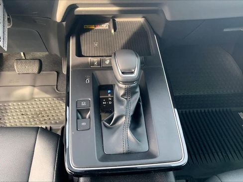 New 2026 Toyota Corolla Cross XLE image 18