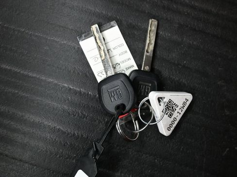 Used 2024 Chevrolet Express 2500 w/ Driver Convenience Package image 27