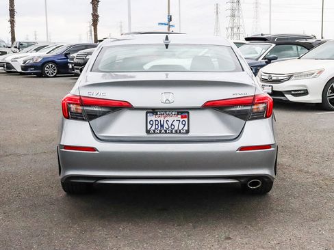 Used 2022 Honda Civic Sport image 8