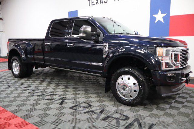 Used 2021 Ford F450 Platinum w/ FX4 Off-Road Package AWD/4WD image 18