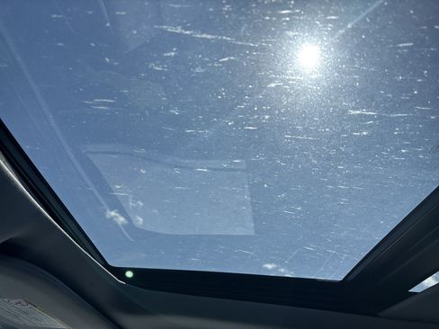 Used 2024 Ford F350 Lariat w/ Camper Package image 29