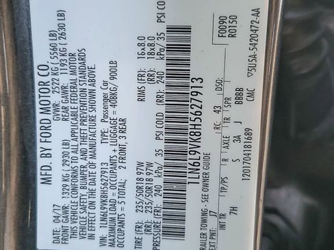 Used 2017 Lincoln Continental Premiere image 22