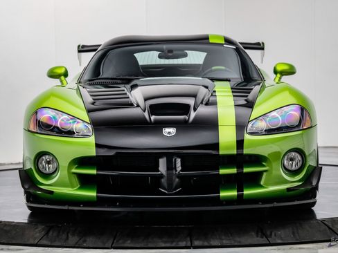 Used 2010 Dodge Viper ACR RWD image 34