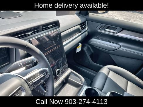 New 2026 GMC Terrain Denali w/ LPO, Floor Liner Package image 12