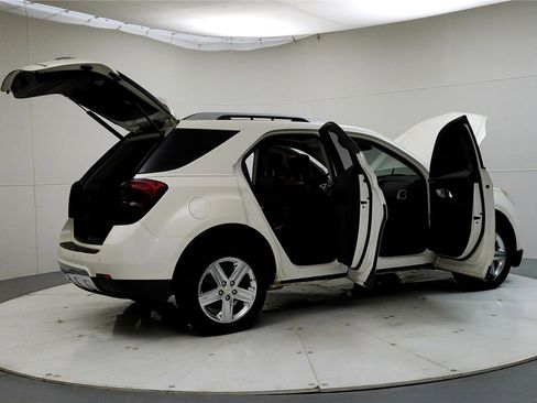 Used 2015 Chevrolet Equinox LTZ image 12