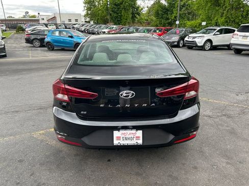 Used 2019 Hyundai Elantra SE FWD image 6