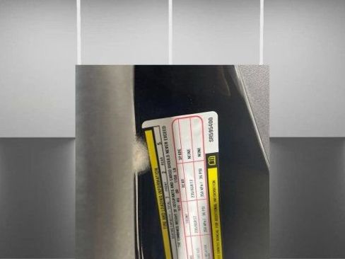 Used 2025 Chrysler Pacifica Select FWD image 24