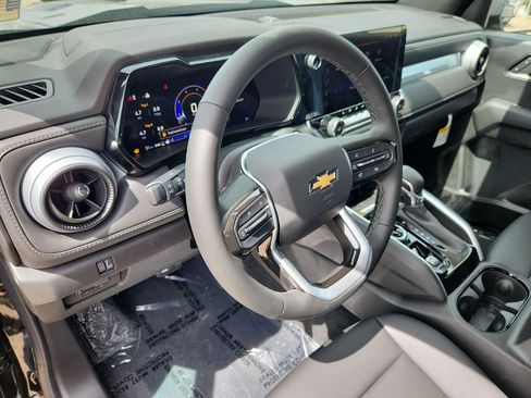 New 2025 Chevrolet Colorado LT w/ LT Convenience Package image 16
