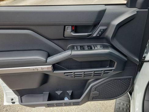 New 2026 Toyota 4Runner TRD Off-Road Premium AWD/4WD image 14