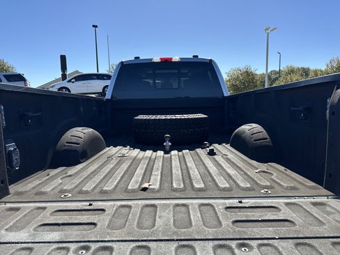 Used 2020 Ford F350 Lariat w/ Lariat Ultimate Package image 19