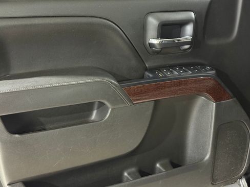 Used 2015 GMC Sierra 1500 SLE image 12