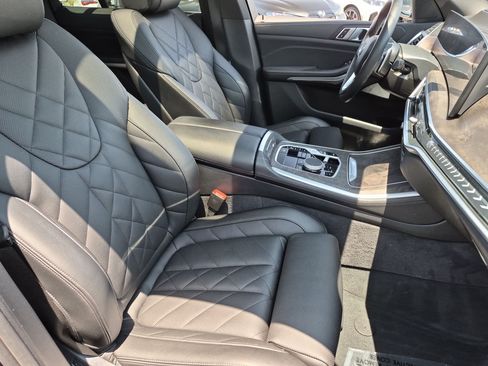 Used 2024 BMW X5 xDrive40i w/ Parking Assistance Package AWD/4WD image 35