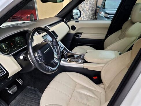 Used 2017 Land Rover Range Rover Sport image 2