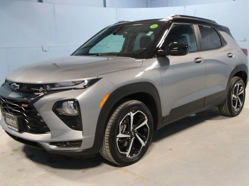 Used 2023 Chevrolet TrailBlazer RS AWD/4WD image 23