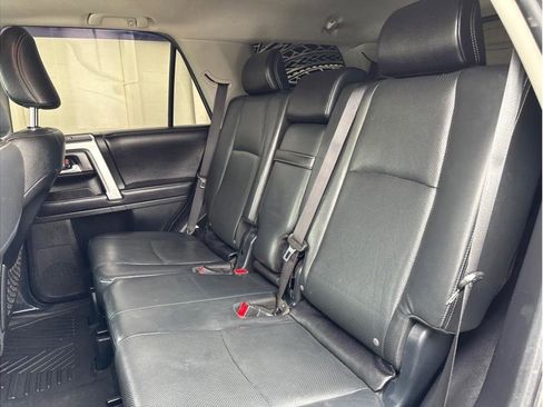 Used 2016 Toyota 4Runner Limited image 13