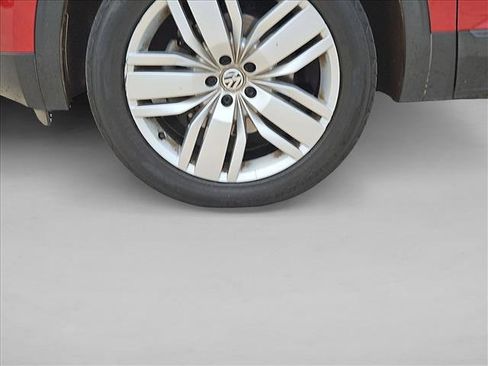 Used 2019 Volkswagen Atlas SE w/ Towing Package FWD image 22