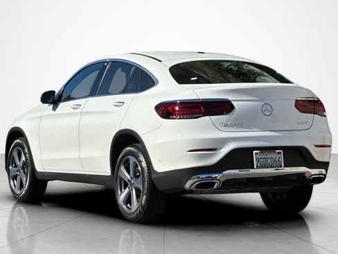 Used 2023 Mercedes-Benz GLC 300 4MATIC Coupe image 3