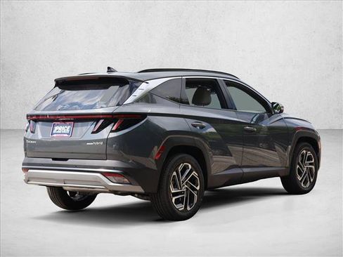 Certified 2026 Hyundai Tucson Limited AWD/4WD image 5