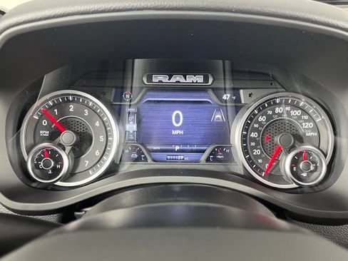 New 2026 RAM 1500 4x4 Crew Cab image 18