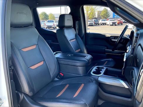 Used 2021 GMC Sierra 1500 AT4 image 8