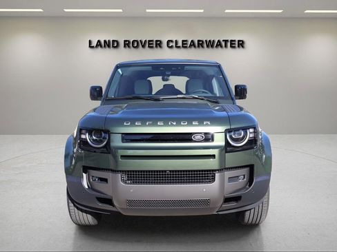 New 2026 Land Rover Defender 110 S image 8