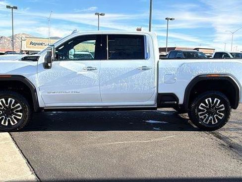 New 2026 GMC Sierra 2500 Denali Ultimate image 6