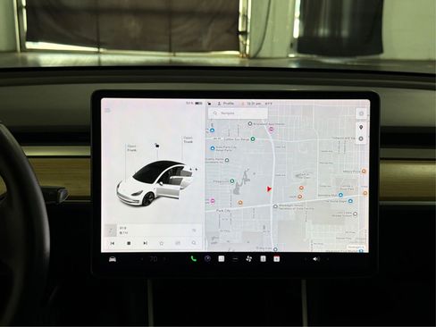 Used 2019 Tesla Model 3 Long Range image 28