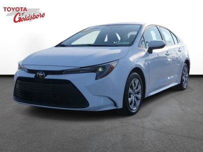 Used 2025 Toyota Corolla LE