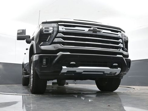 Used 2024 Chevrolet Silverado 2500 High Country w/ High Country Premium Package image 42
