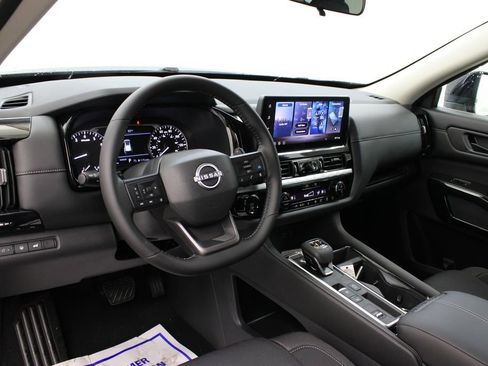 New 2026 Nissan Pathfinder SV FWD image 14
