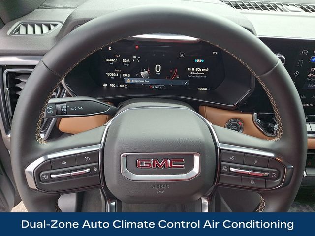 Used 2025 GMC Canyon AT4 AWD/4WD image 4