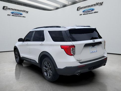 Used 2022 Ford Explorer XLT w/ Equipment Group 202A AWD/4WD image 6