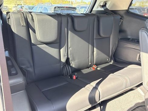 New 2026 Subaru Ascent Limited image 18