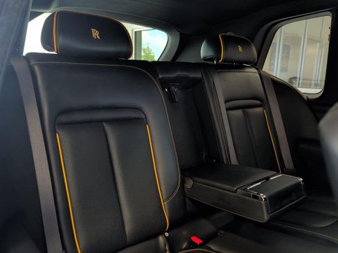 Used 2021 Rolls-Royce Cullinan AWD/4WD image 38