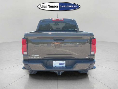 Used 2024 Chevrolet Colorado LT w/ LT Convenience Package III AWD/4WD image 5