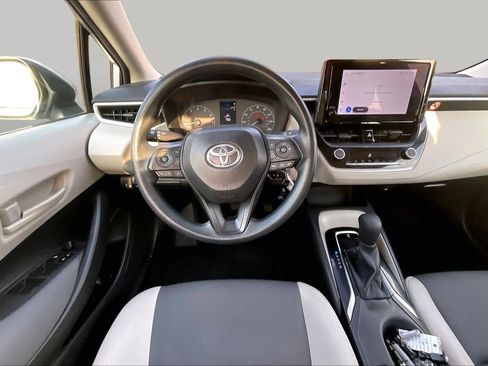 Used 2024 Toyota Corolla LE FWD image 6