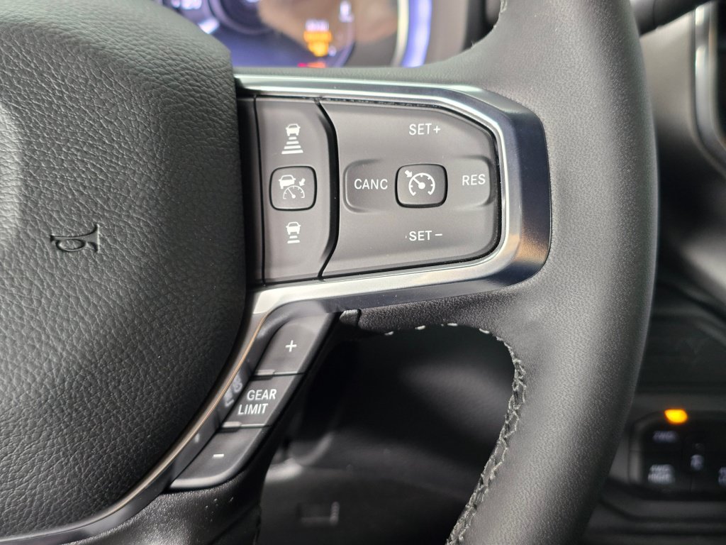 New 2026 RAM 2500 Laramie w/ Night Edition AWD/4WD image 25