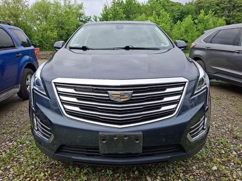 Used 2019 Cadillac XT5 Luxury AWD/4WD image 2