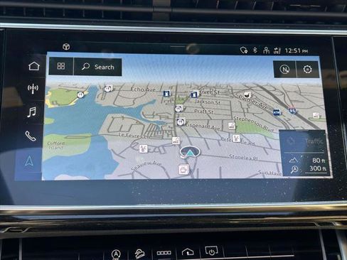 Used 2023 Audi Q8 Premium Plus w/ Premium Plus Package image 28