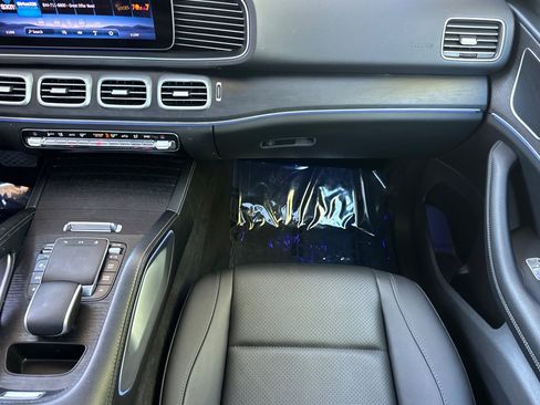 Certified 2024 Mercedes-Benz GLE 350 4MATIC image 32