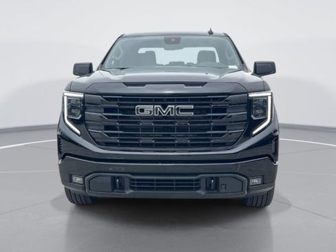 New 2026 GMC Sierra 1500 Elevation w/ LPO, Elevation Black Package AWD/4WD image 8