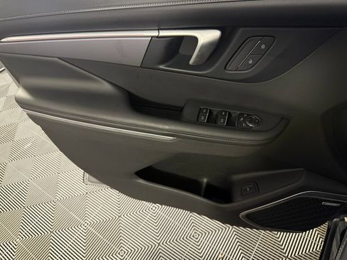 Used 2026 Buick Enclave Sport Touring FWD image 26