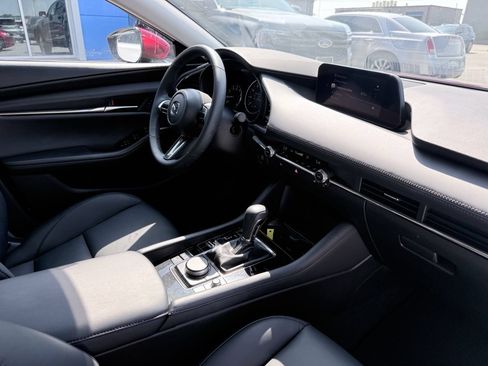 Used 2024 MAZDA MAZDA3 s FWD image 12