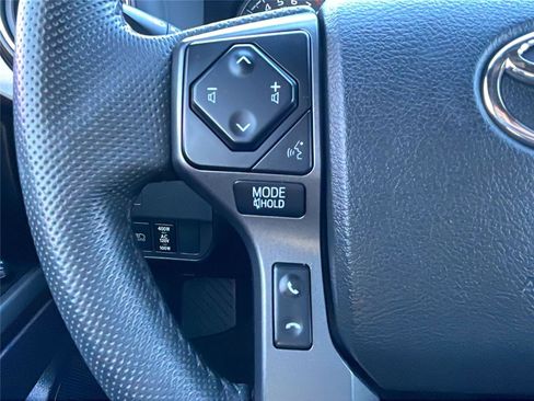 Used 2023 Toyota Tacoma TRD Sport image 22